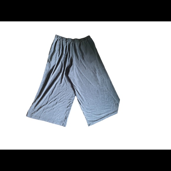 Oak + Fort Flowy Dark Dusty Blue Culottes - Medium - Picture 3 of 7